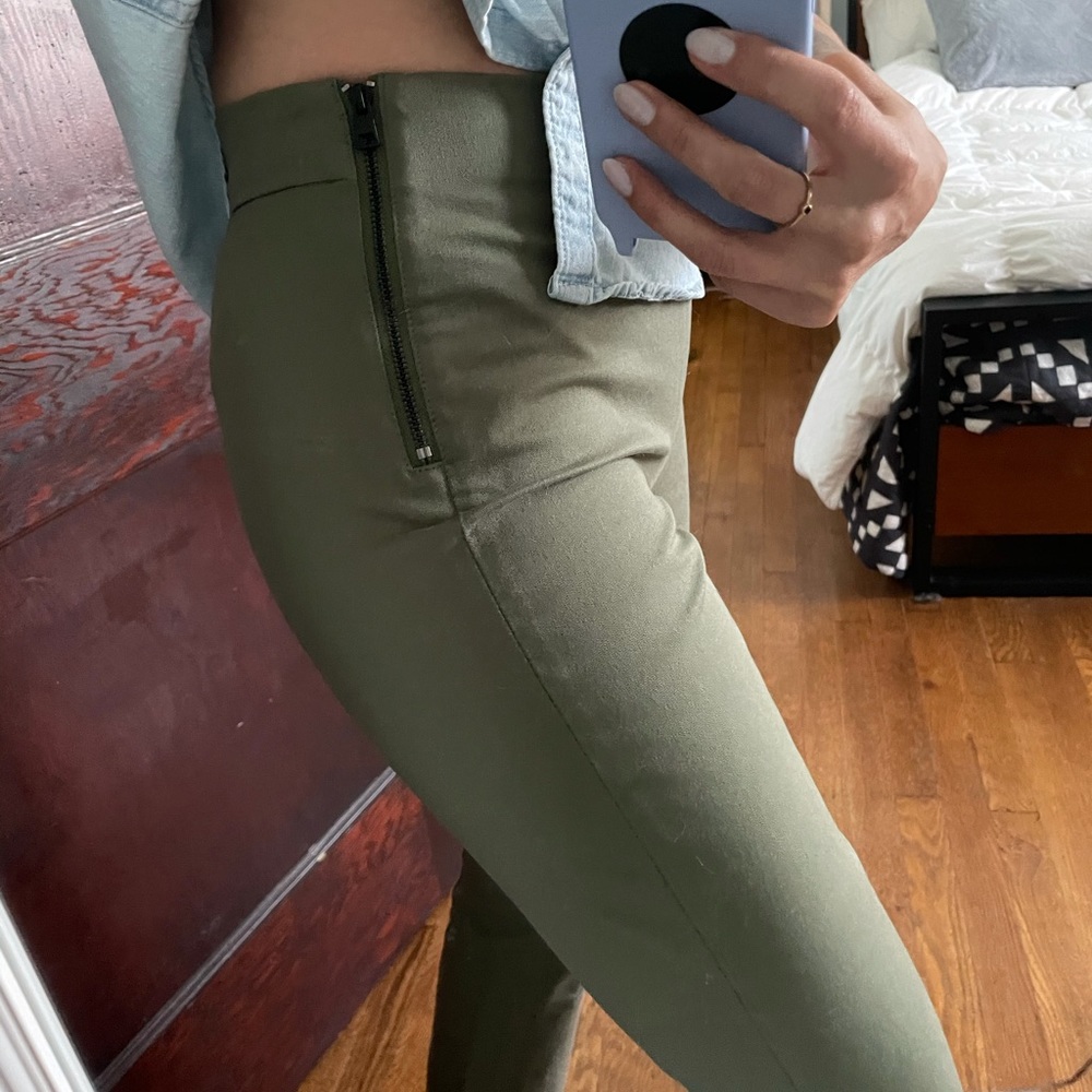 Everlane Size 0 Cropped Pant Green